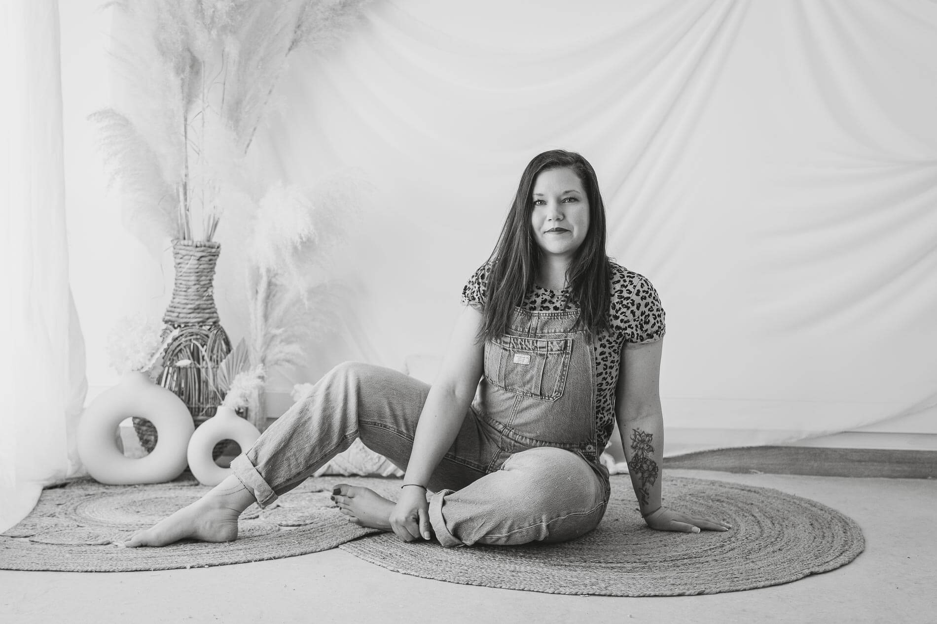 Portrait de Vanessa, coach de vie qui vous accompagne à devenir une femme leader !