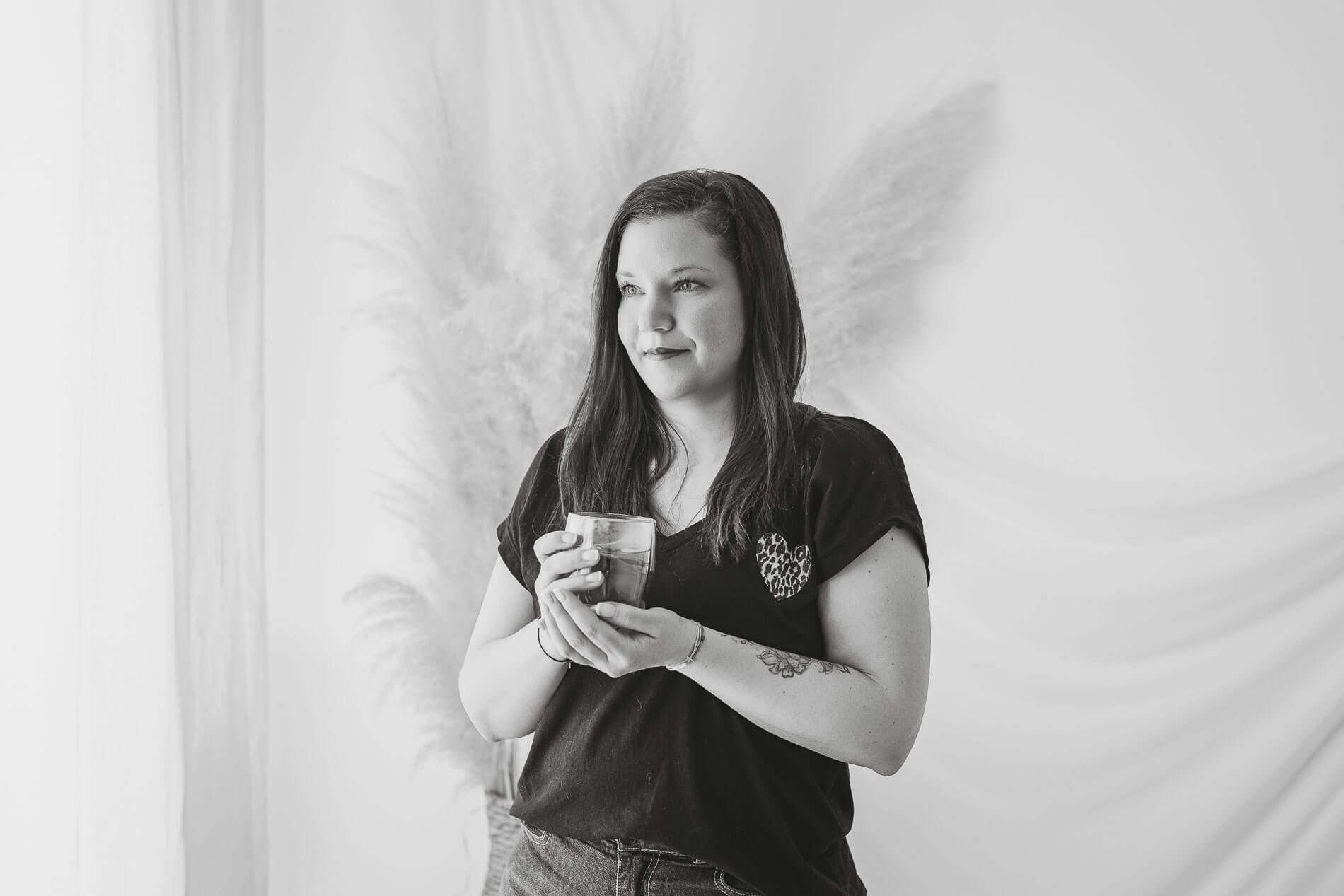 Coach de vie, je t'aide à révéler ton leadership, grâce à une approche globale qui prend soin du mental, du corps, de l’esprit et de l’âme.